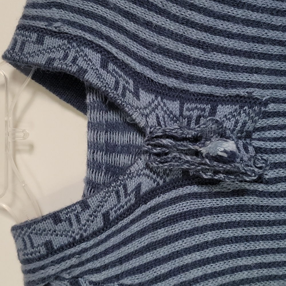 Alpaca Pull-Over From Ecuador - image 2